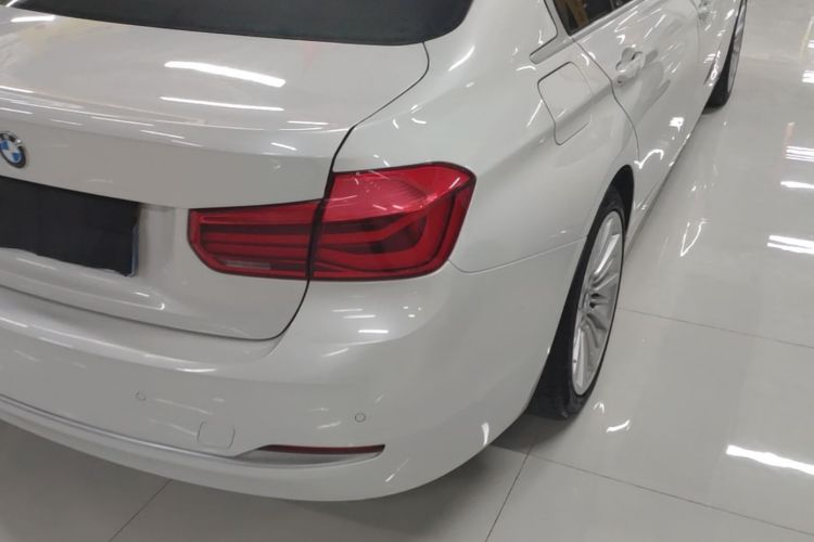 BMW 3 Series 2018 #8 BMW 3 Series 2018 imagen de coche #8