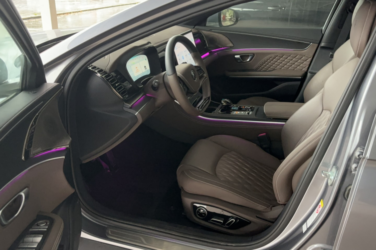 BYD Han 2022 #18 BYD Han 2022 car image #18
