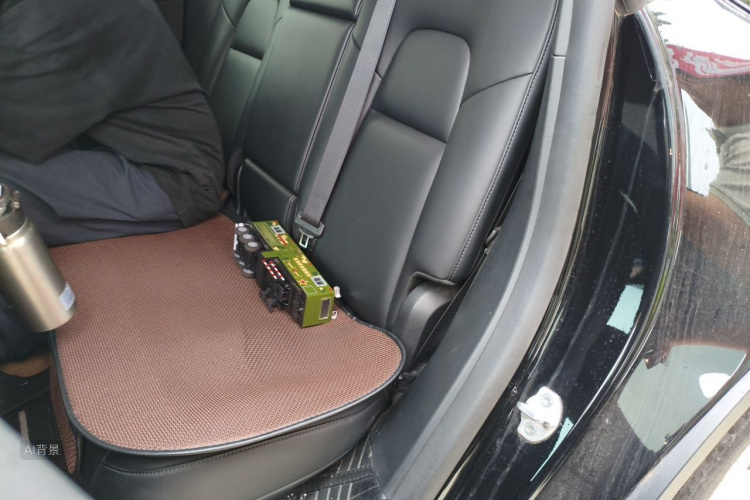 Tesla Model Y 2022 car image #19