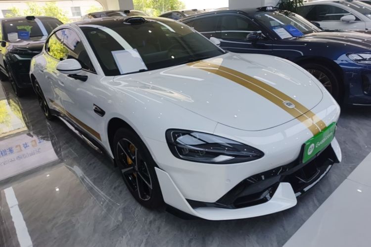 MI SU7 2025 immagine di auto #4