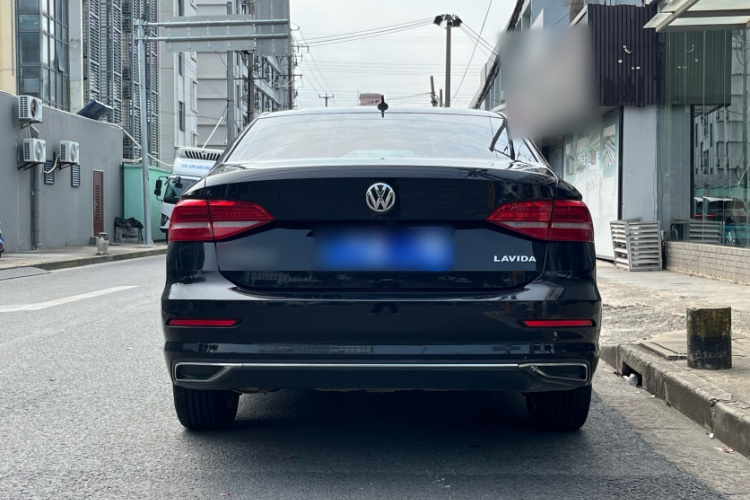 Volkswagen Lavida 2020 car image #5