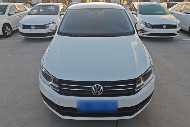 Volkswagen Santana 2022 car image #3