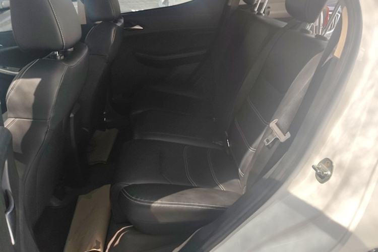 BYD Yuan New Energy 2019 #17 BYD Yuan New Energy 2019 car image #17