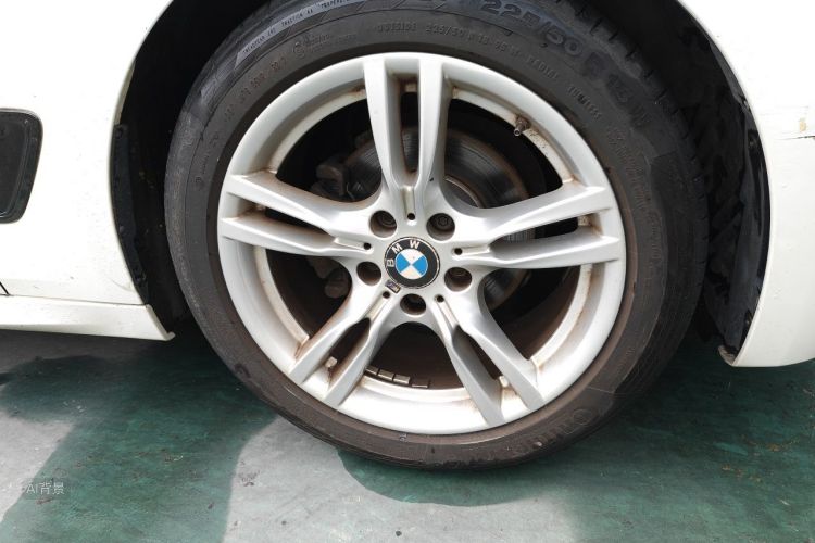 BMW 3 Series GT 2018 #9 BMW 3 Series GT 2018 car image #9