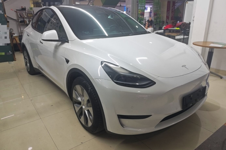 Tesla Model Y 2022 #4 Tesla Model Y 2022 immagine di auto #4