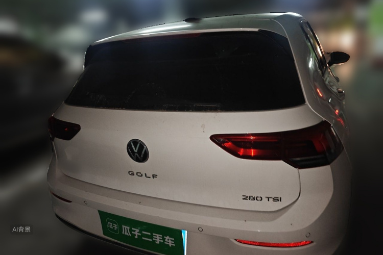 Volkswagen Golf 2023 car image #6
