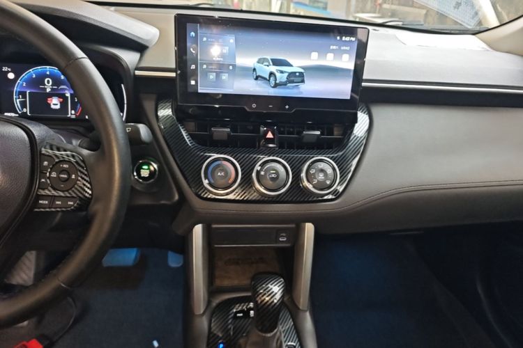 Toyota Corolla Cross 2023 image de voiture #17