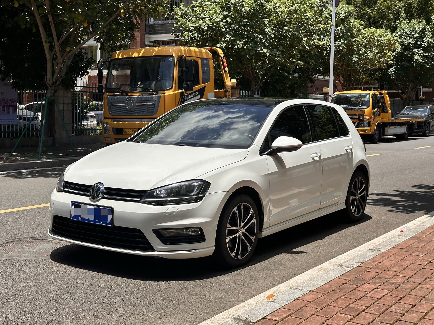 Volkswagen Golf 2017 #2 Volkswagen Golf 2017 car image #2
