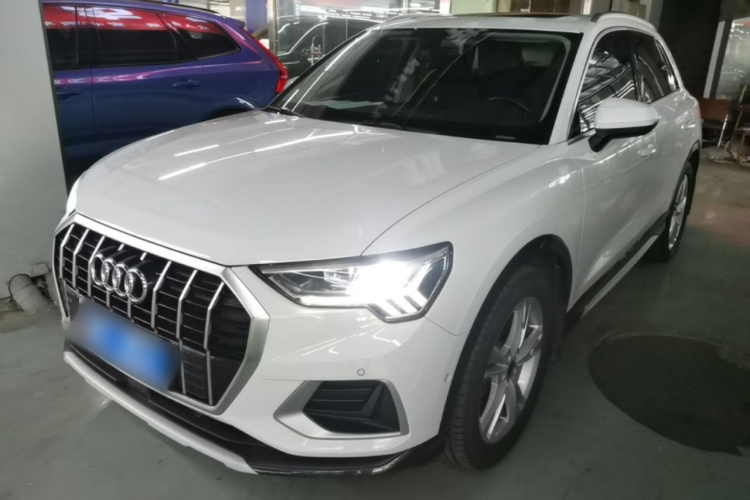 Audi Q3 2022 #2 Audi Q3 2022 car image #2
