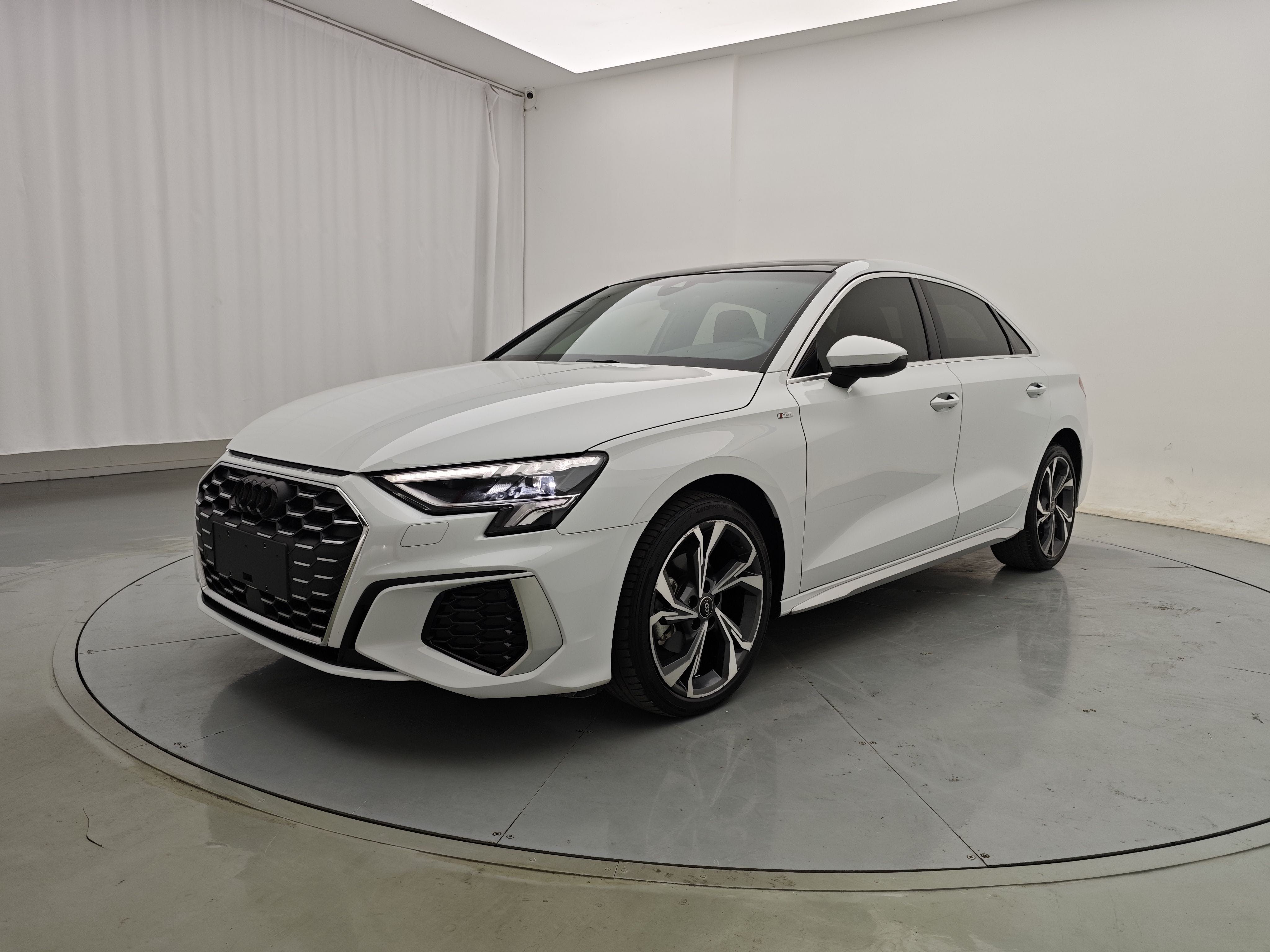 Audi A3 2023 Audi A3 2023 immagine di auto