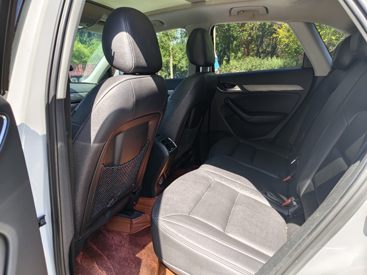Audi Q3 2014 car image #5