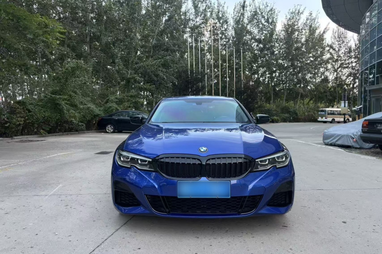 BMW 3 Series 2020 car image #4