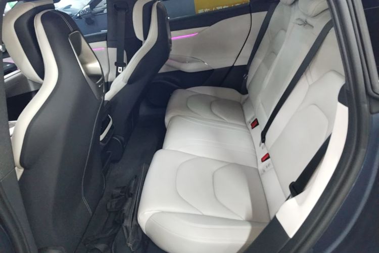 MI SU7 2025 car image #17
