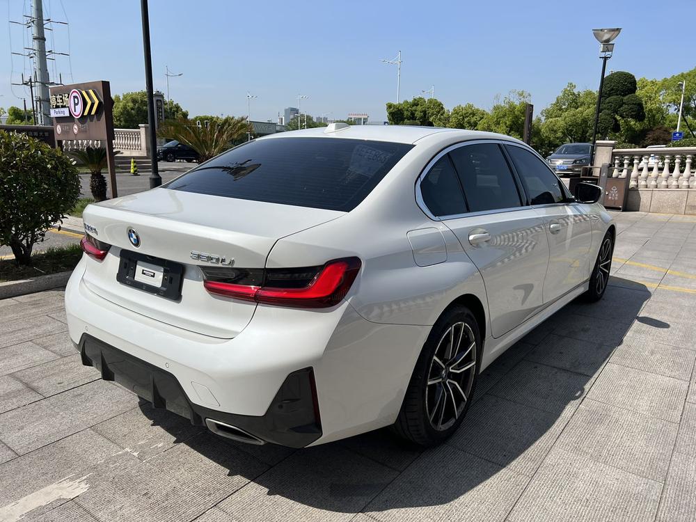 BMW 3 Series 2023 #6 BMW 3 Series 2023 car image #6