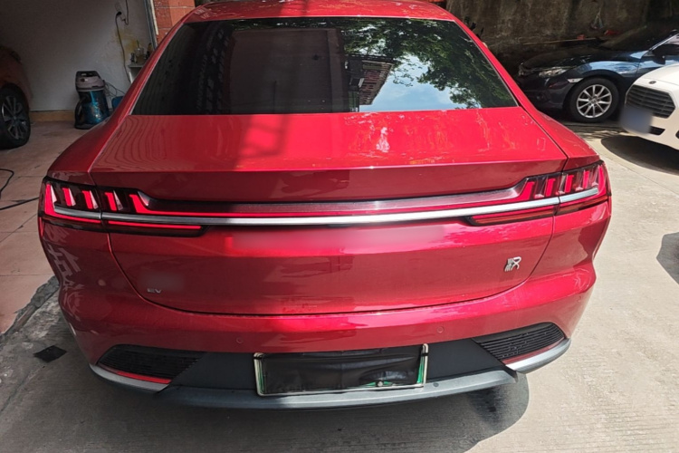 BYD Han 2022 car image #4