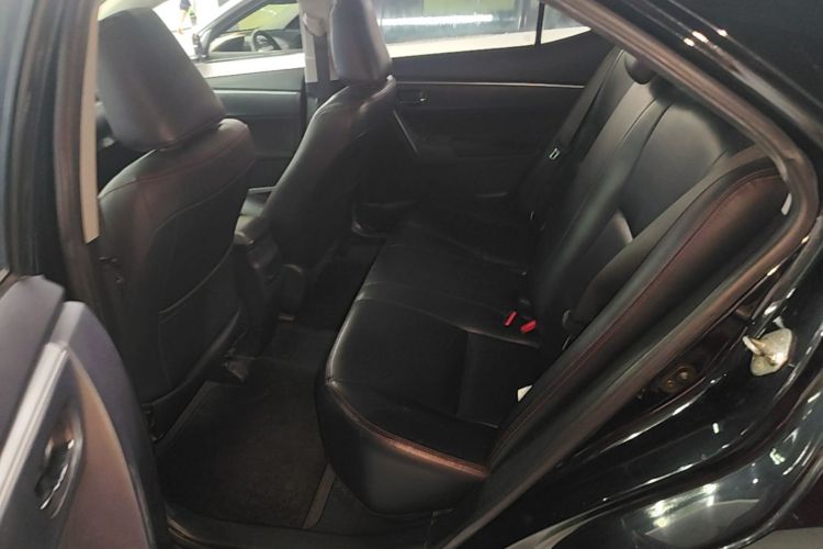 Toyota Corolla 2015 immagine di auto #13