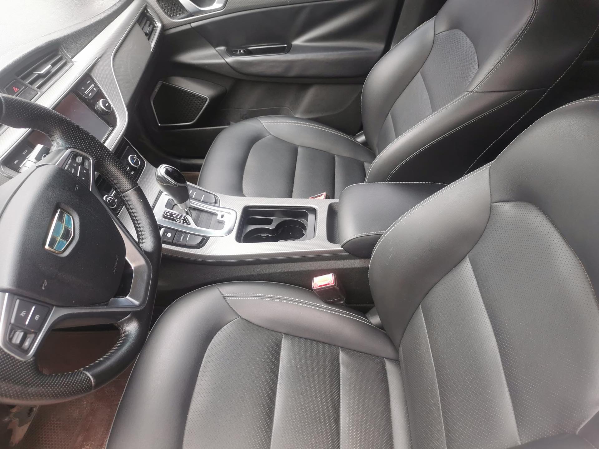 GEELY Emgrand GS 2017 car image #7