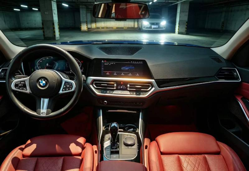 BMW 3 Series 2022 car image #3