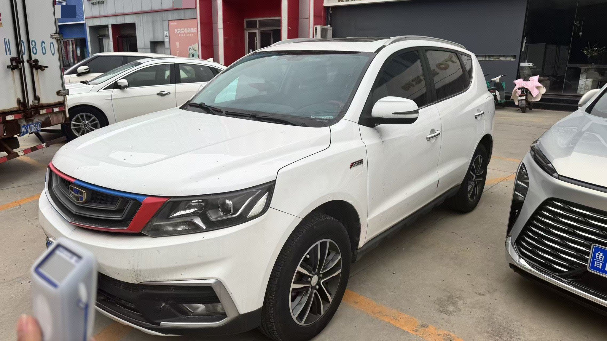 GEELY Vision X6 2018 GEELY Vision X6 2018 immagine di auto