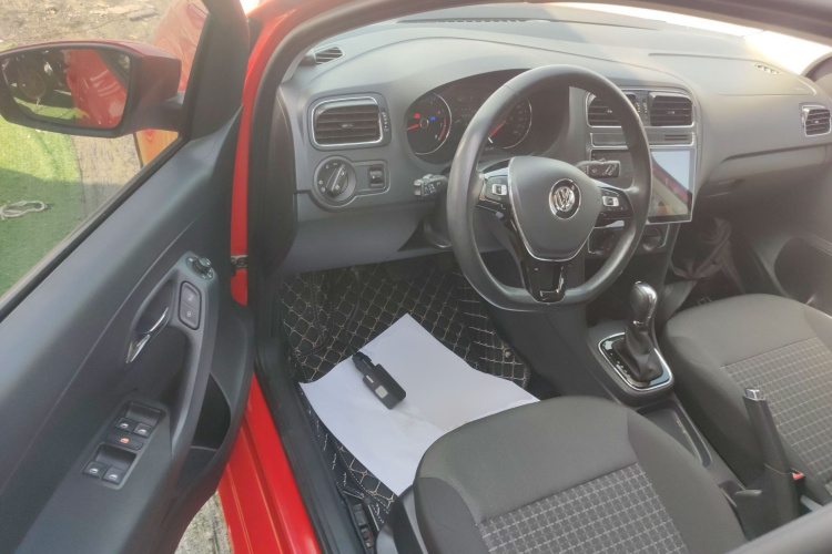 Volkswagen Polo 2017 صورة سيارة #12