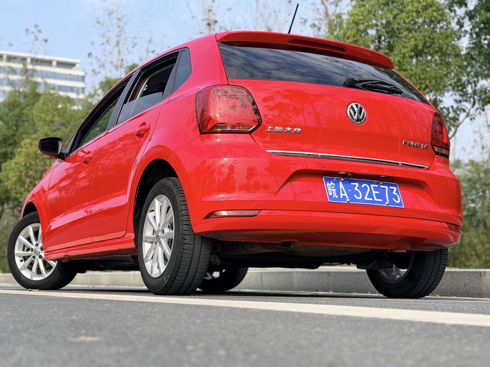 Volkswagen Polo 2015 изображение автомобиля #2
