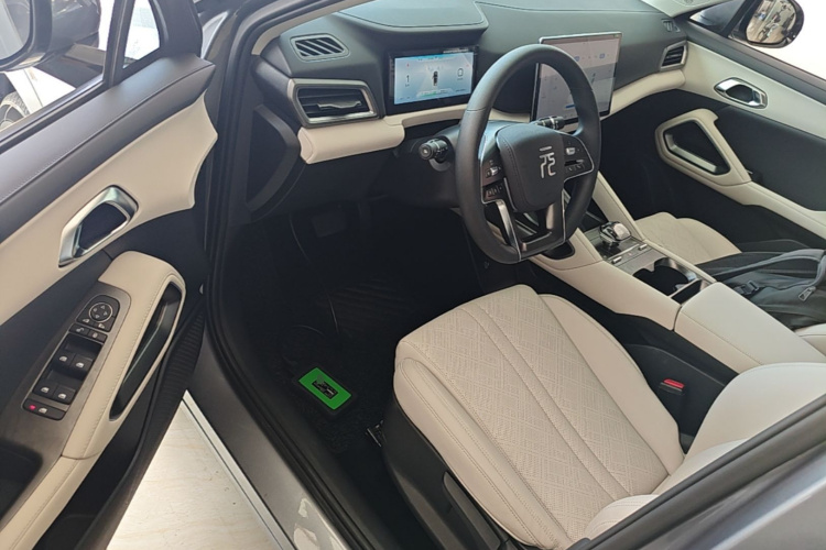 BYD YuanUP 2024 car image #15