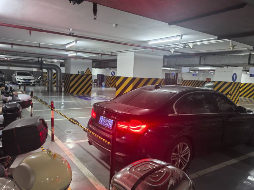 BMW 3 Series 2016 car image #9