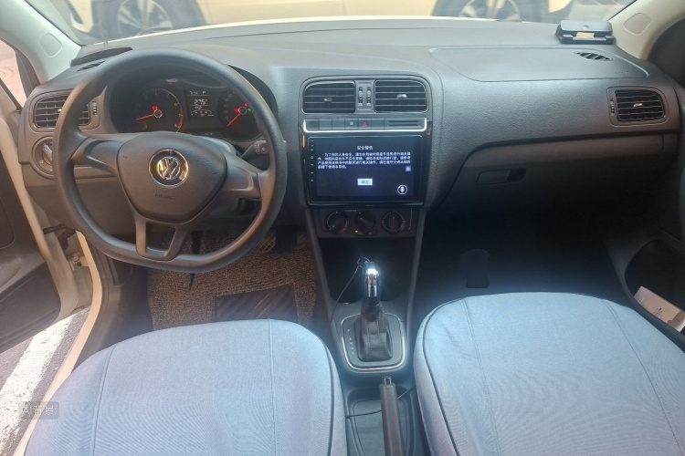 Volkswagen Polo 2018 #11 Volkswagen Polo 2018 car image #11