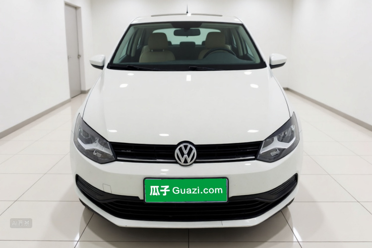 Volkswagen Polo 2017 car image #3