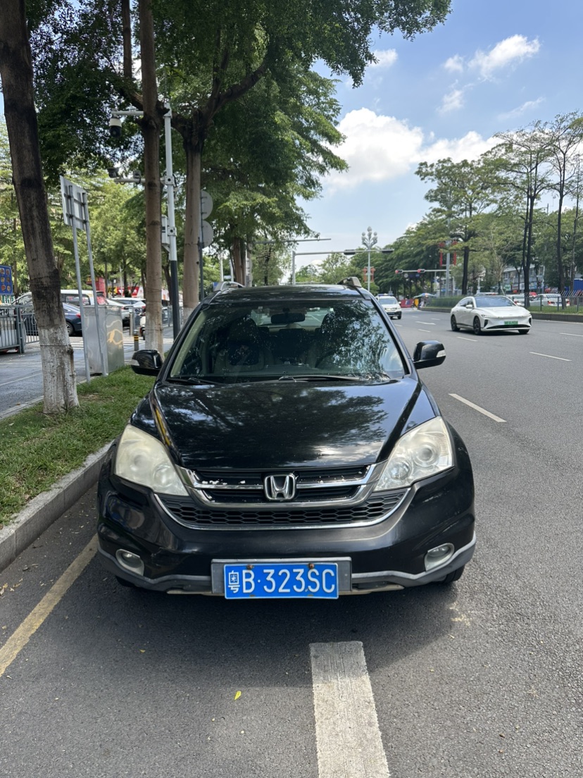 Honda CR-V 2011 car image #2