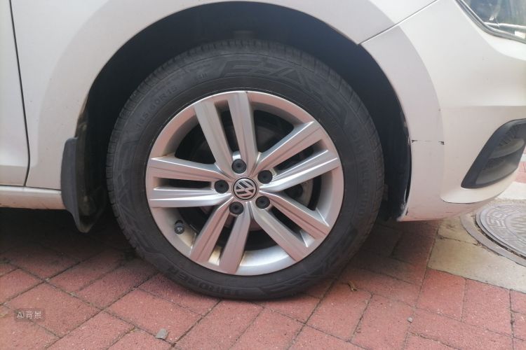 Volkswagen Santana 2018 car image #9