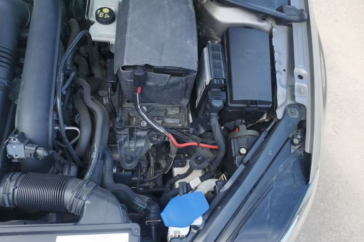 Volkswagen Golf 2016 car image #24