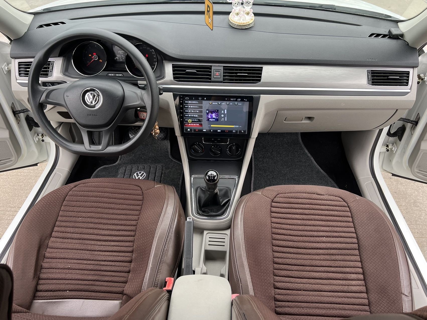 Volkswagen Bora 2017 صورة سيارة #8