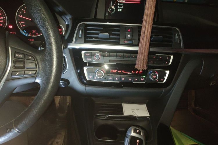 BMW 3 Series 2017 #15 BMW 3 Series 2017 car image #15