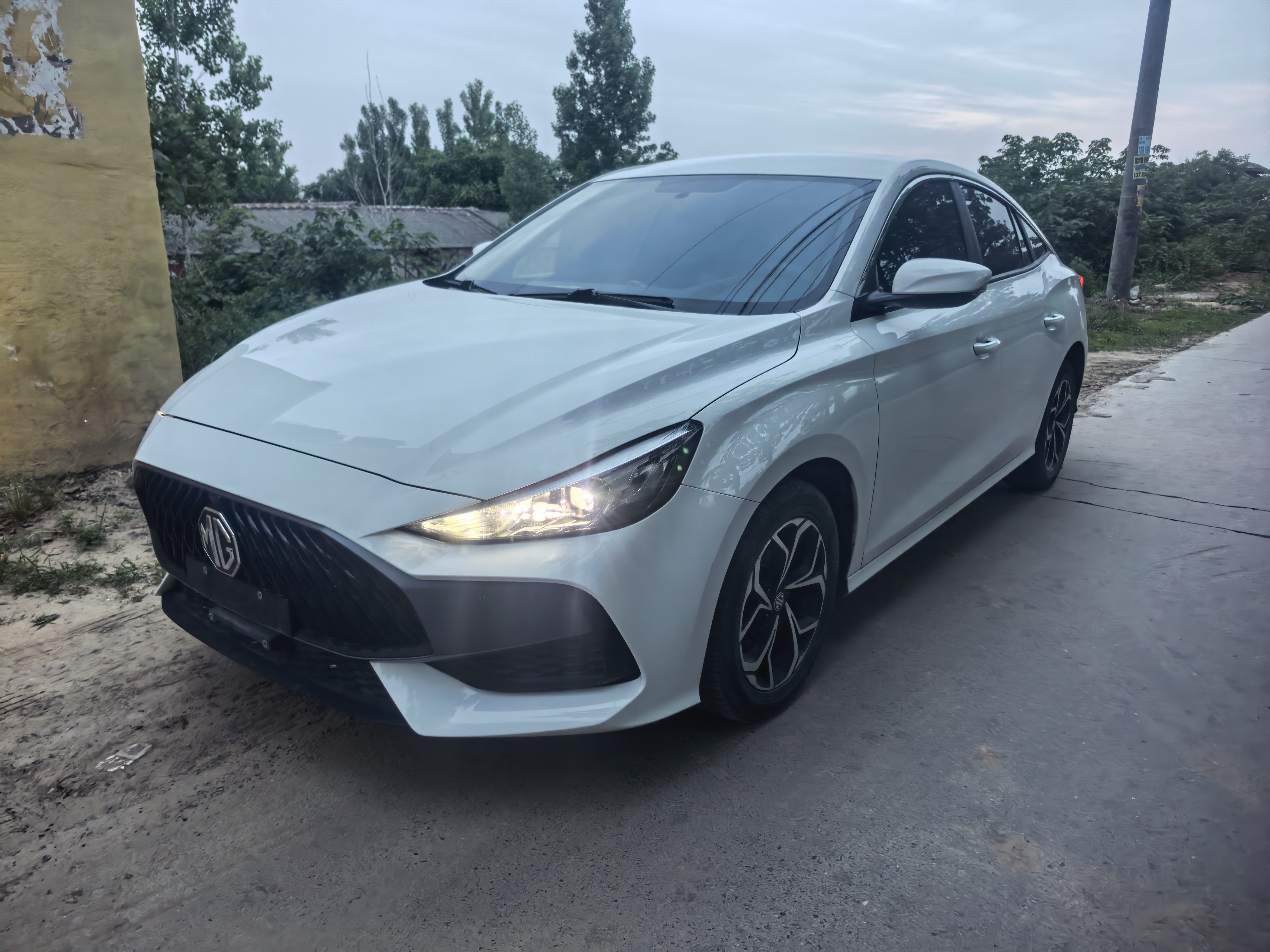 MG 5 2023 car image 
