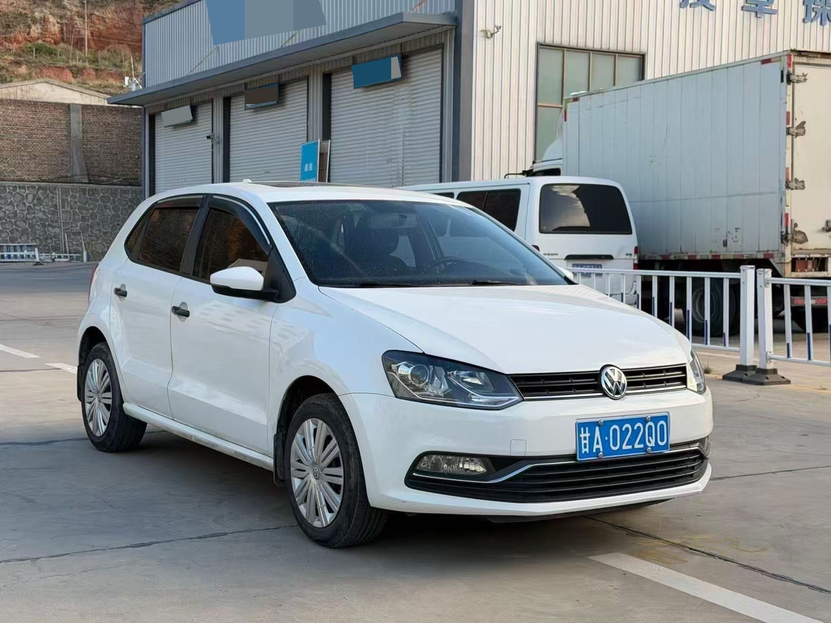 Volkswagen Polo 2017 car image #3