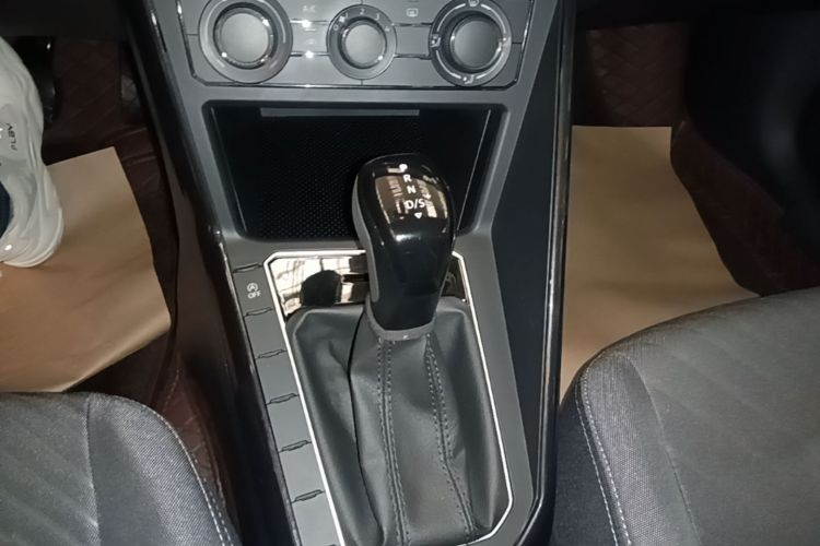 Volkswagen Lavida 2025 imagem de carro #14