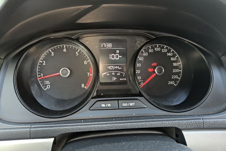 Volkswagen Lavida 2021 car image #12
