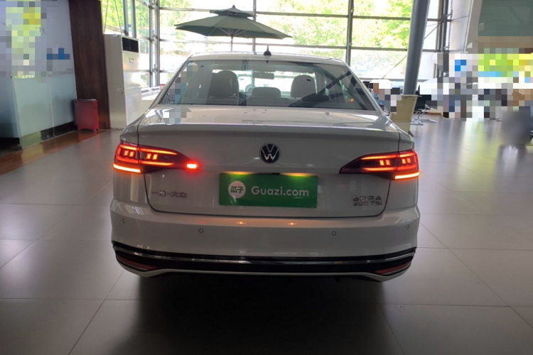 Volkswagen Bora 2025 car image #6