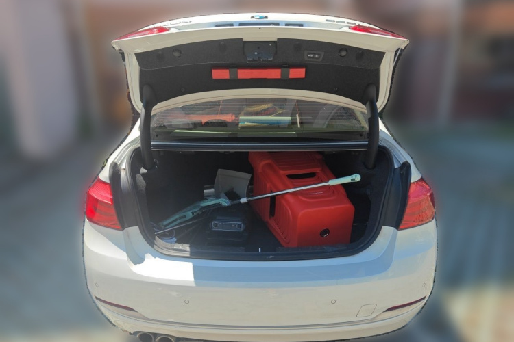 BMW 3 Series 2017 #21 BMW 3 Series 2017 car image #21