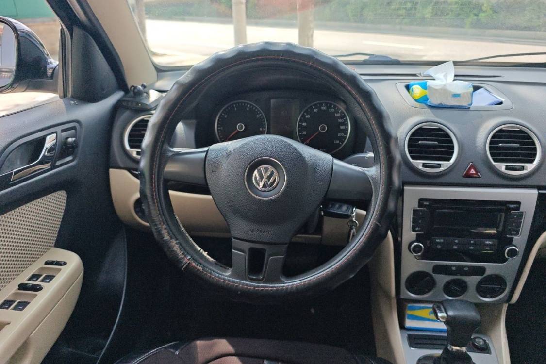 Volkswagen Lavida 2011 #22 Volkswagen Lavida 2011 car image #22