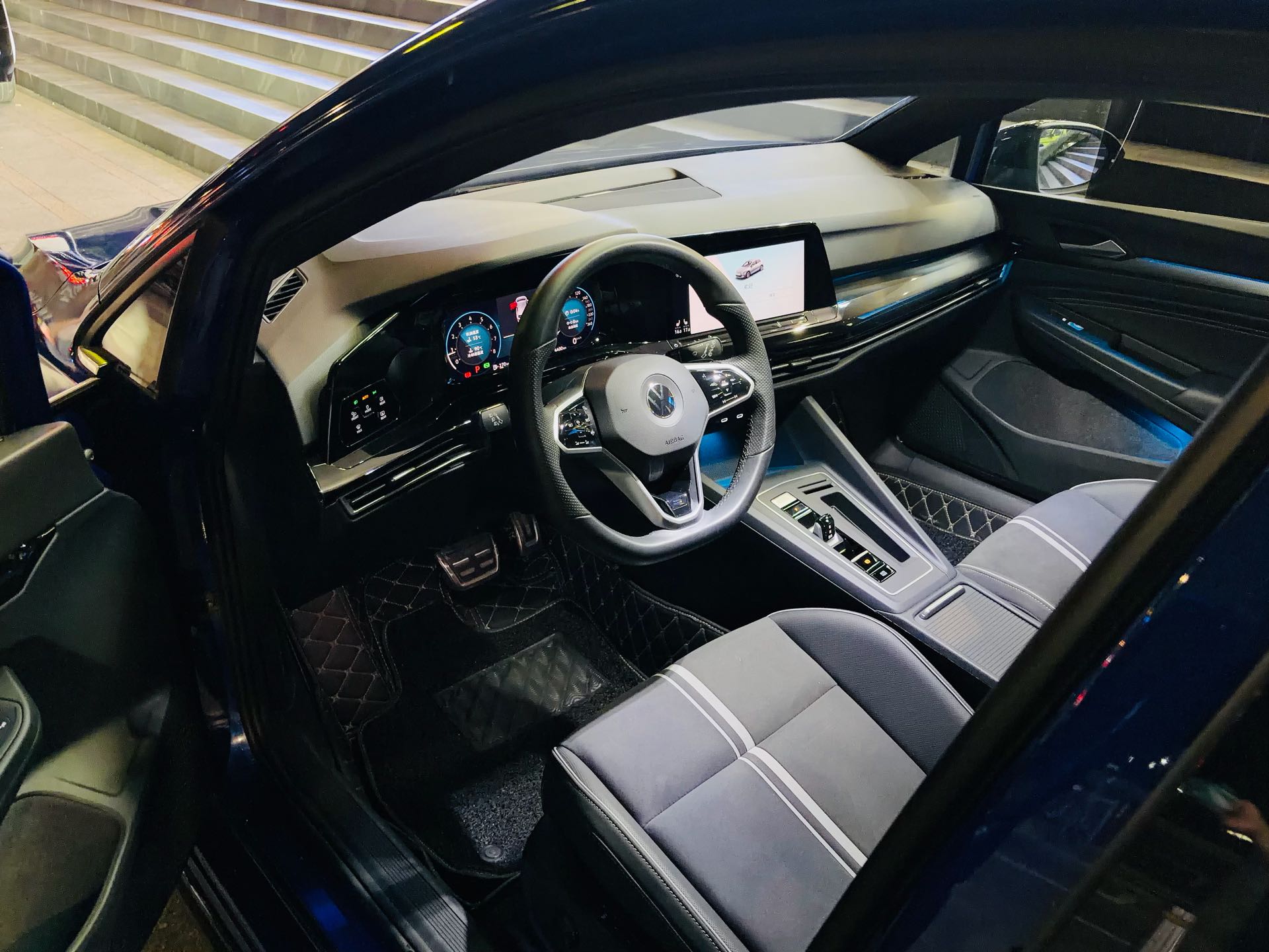 2021 immagine di auto #4