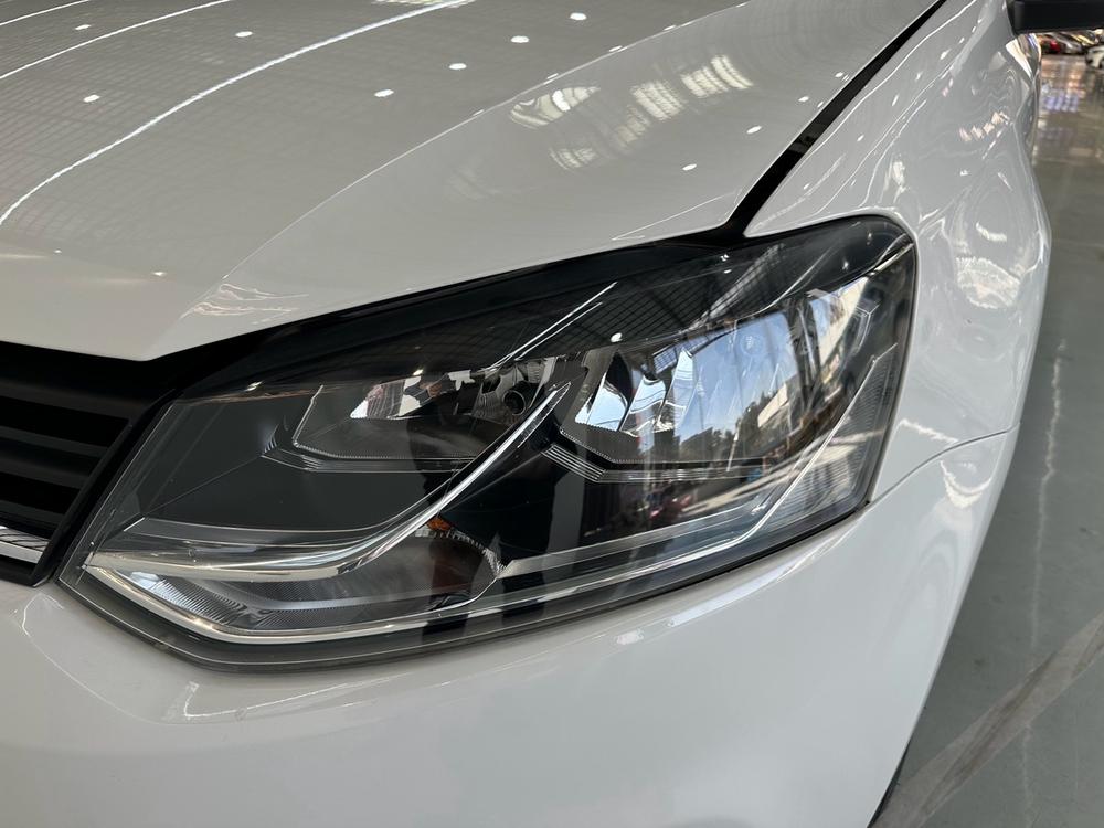 Volkswagen Polo 2016 car image #8