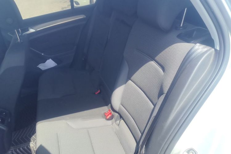 Volkswagen Golf 2015 car image #19