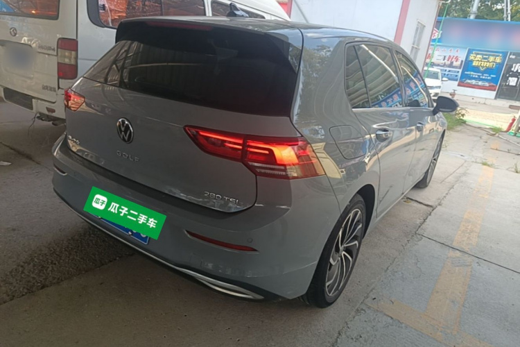 Volkswagen Golf 2022 car image #7