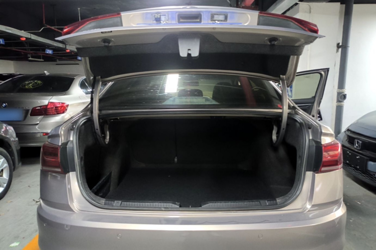 Volkswagen Bora 2019 #19 Volkswagen Bora 2019 صورة سيارة #19