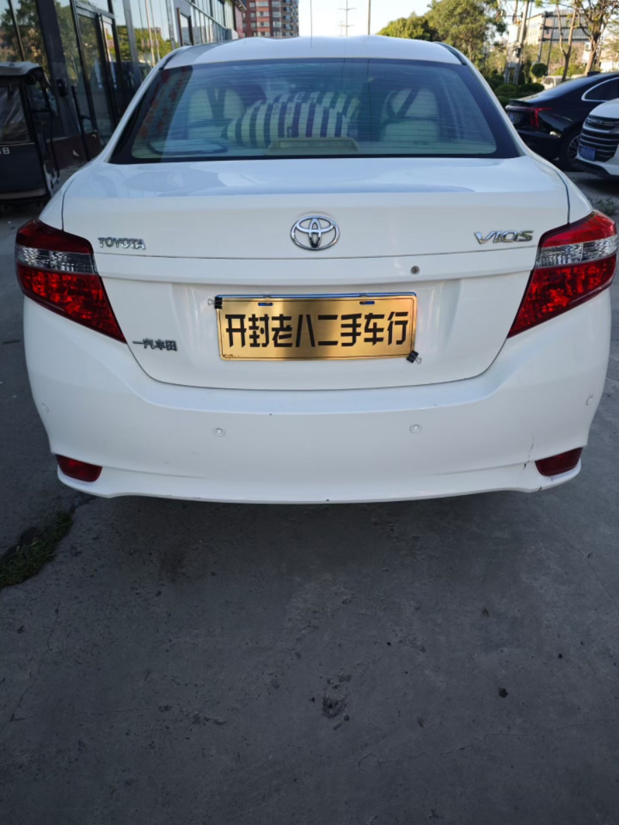 Toyota Vios 2014 immagine di auto #6