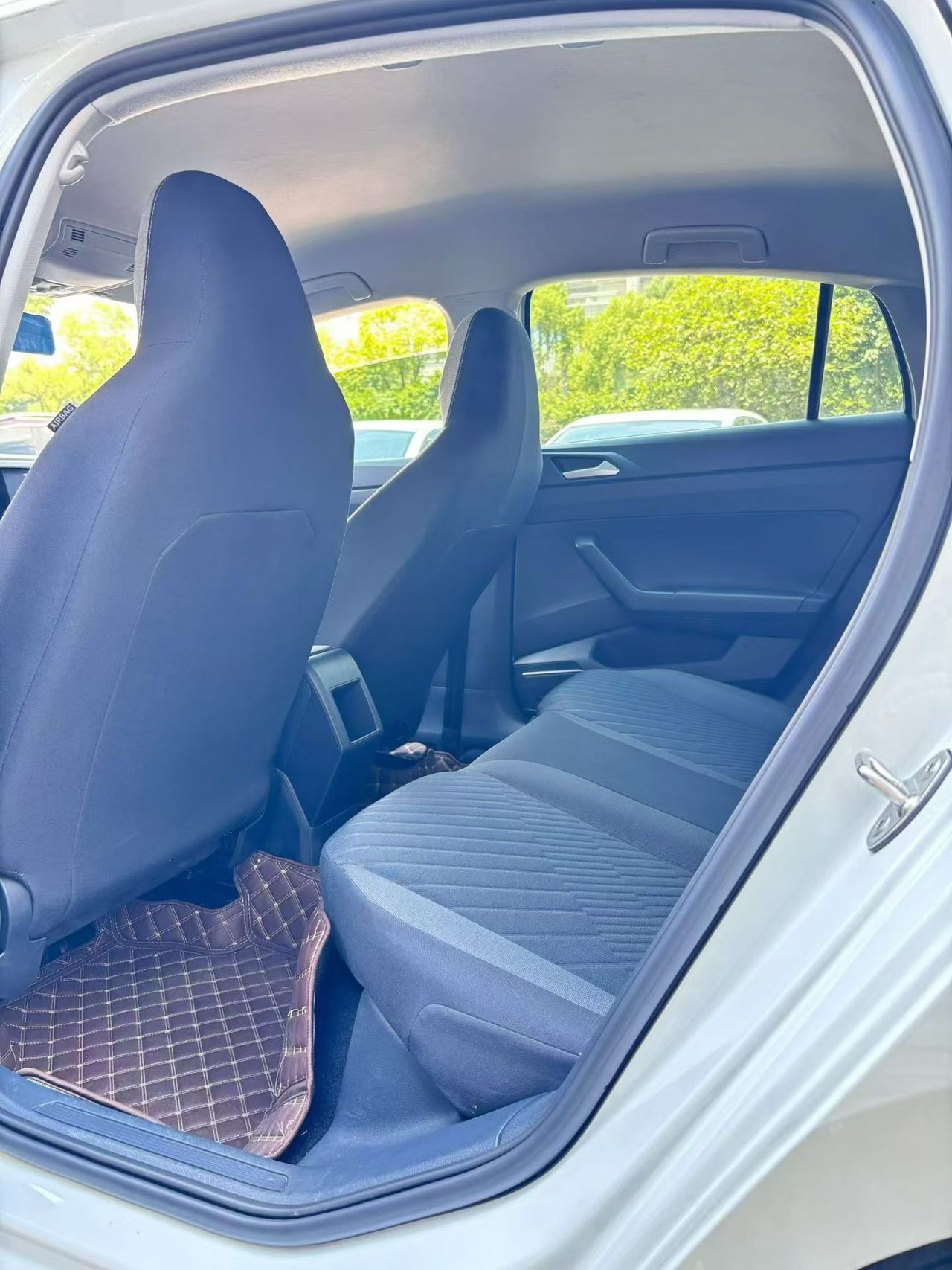 Volkswagen Lavida 2025 car image #5