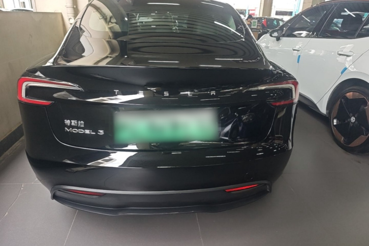 Tesla Model 3 2024 #4 Tesla Model 3 2024 car image #4