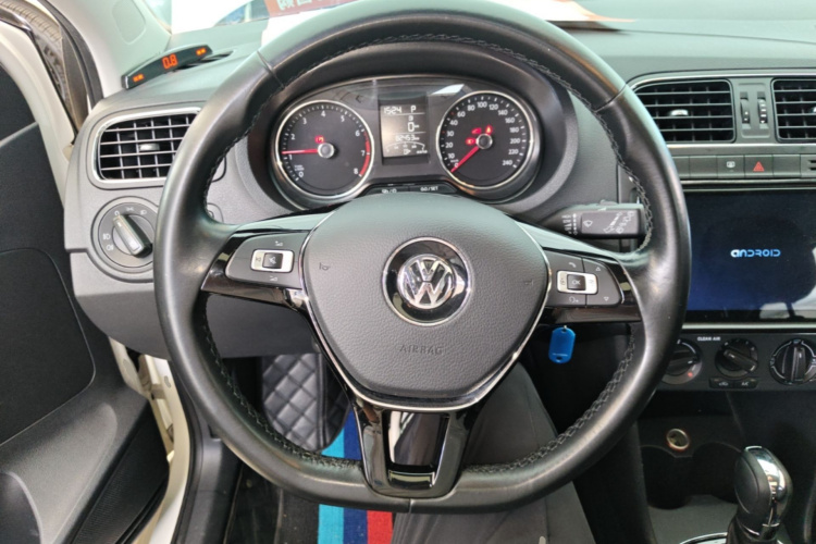 Volkswagen Polo 2017 #11 Volkswagen Polo 2017 car image #11